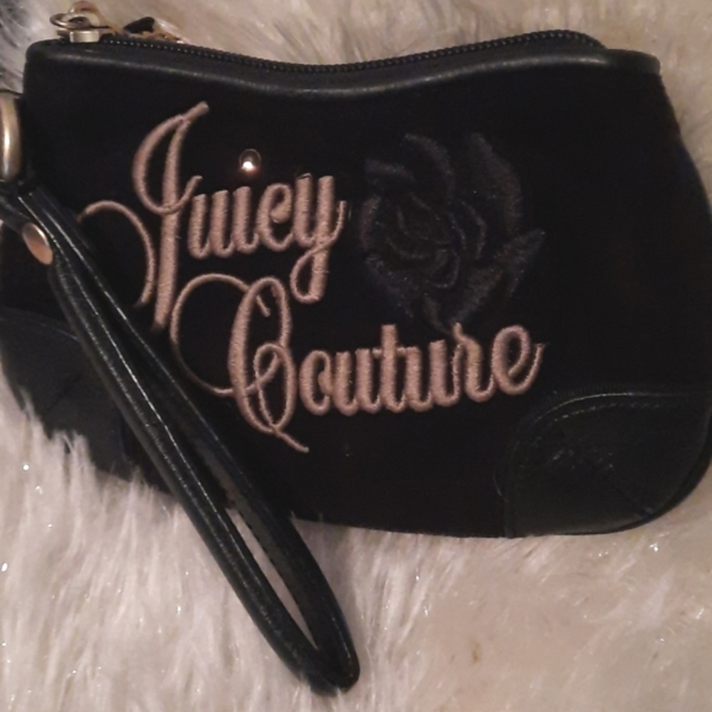 Juicy Couture Wristlet